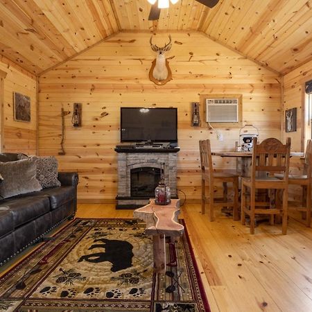 River'S Sky View Lodge Fredericksburg Bagian luar foto