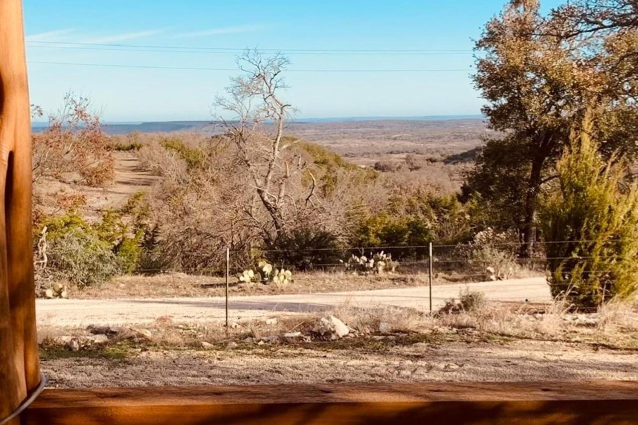 River'S Sky View Lodge Fredericksburg Bagian luar foto