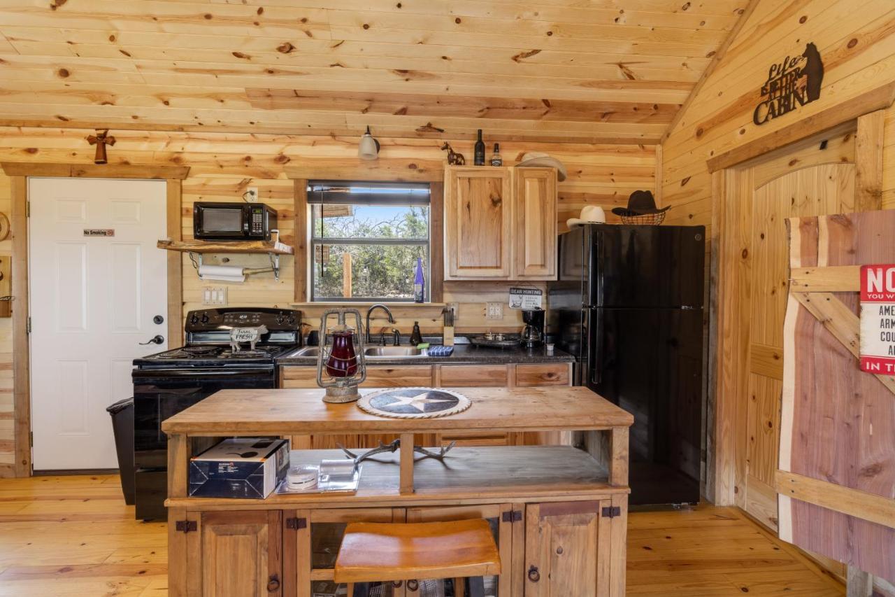 River'S Sky View Lodge Fredericksburg Bagian luar foto