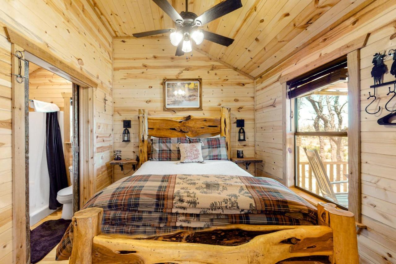 River'S Sky View Lodge Fredericksburg Bagian luar foto